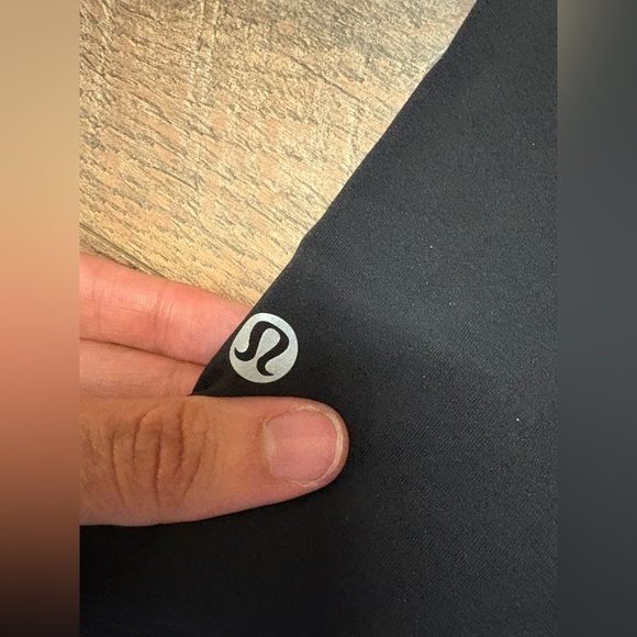 Lululemon Black High Times Crop Tech Mesh Leggings Size 6 - Picture 5 of 5